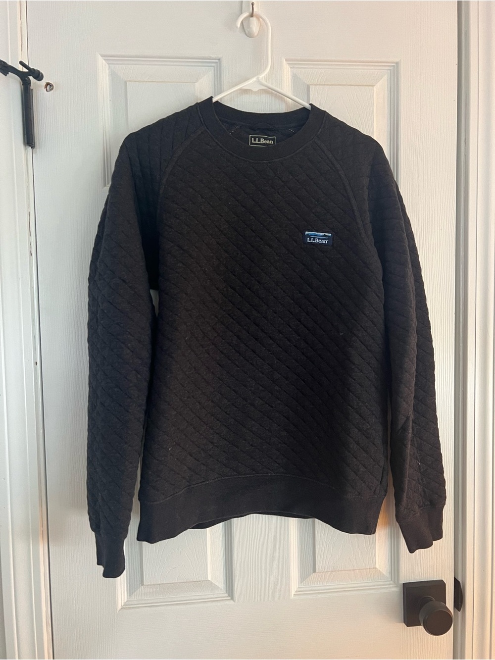 L.L. Bean Men's Black Quilted Crewneck Sweatshirt
